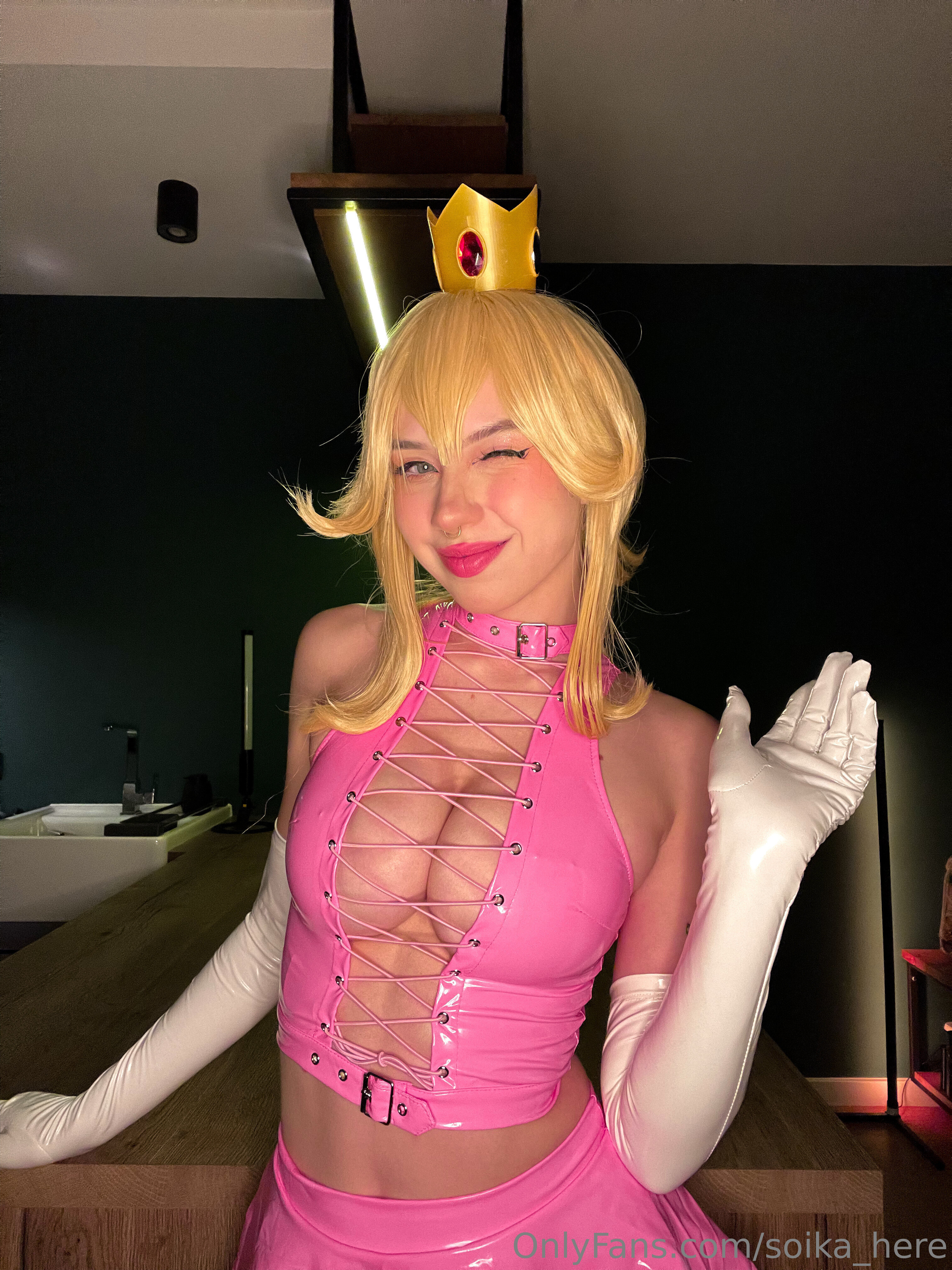 Soika Here - Princess Peach Soika Here - Princess Peach