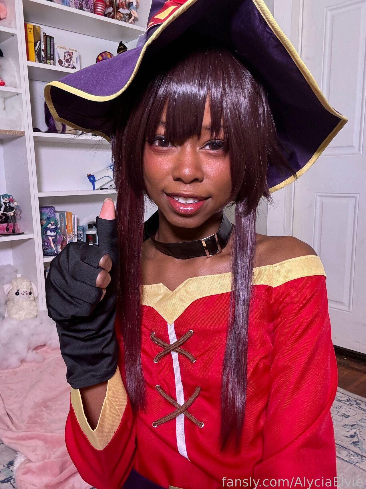 Alycia Elvie - Megumin Alycia Elvie - Megumin