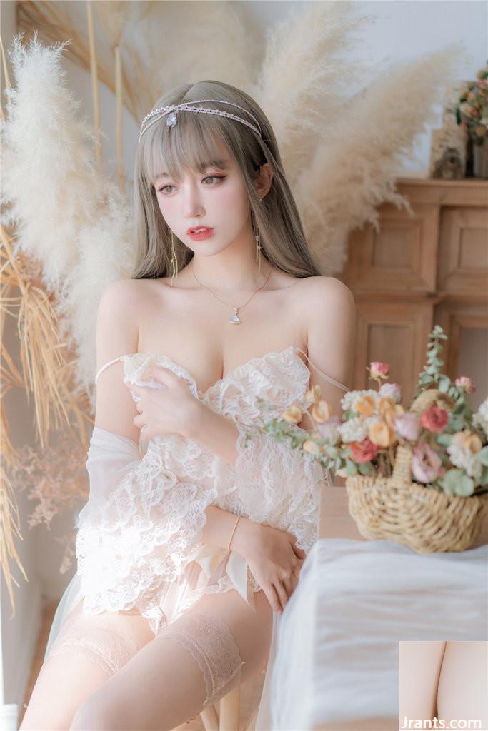 Coser@ Expired Mixian Meow Vol.129 Princess of Versailles (52P) Coser@ Expired Mixian Meow Vol.129 Princess of Versailles (52P)