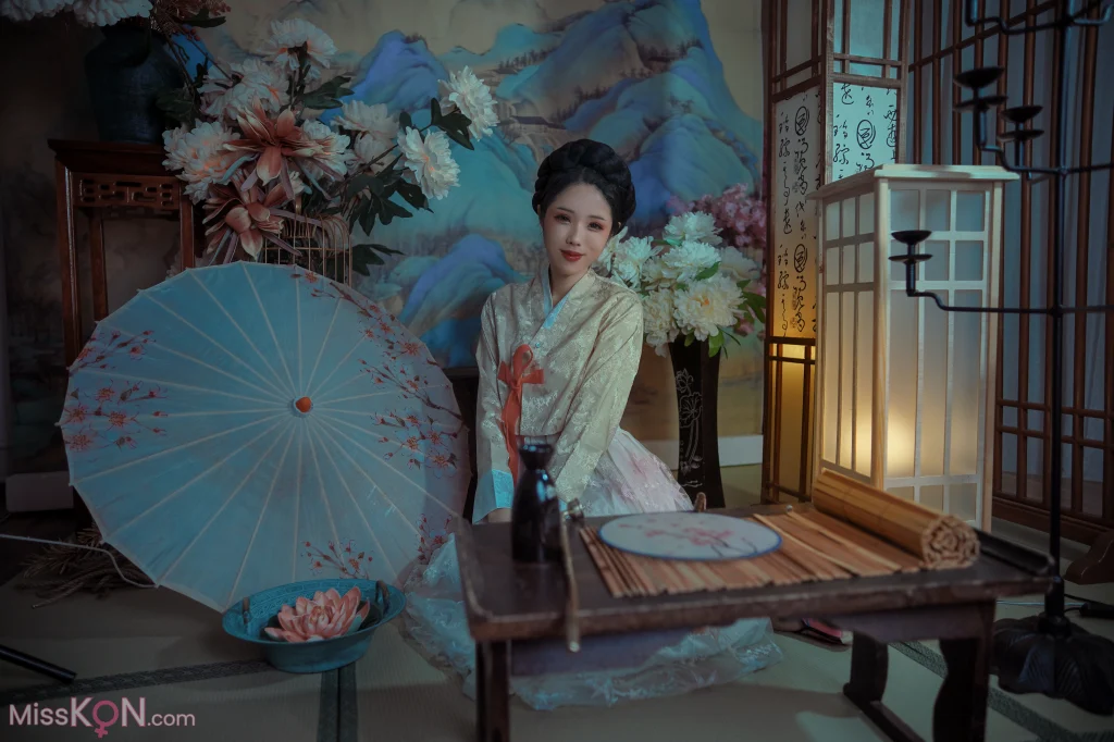 Coser@钛合金TiTi: 霜花店 (55 photos + 1 video) Coser@钛合金TiTi: 霜花店 (55 photos + 1 video)