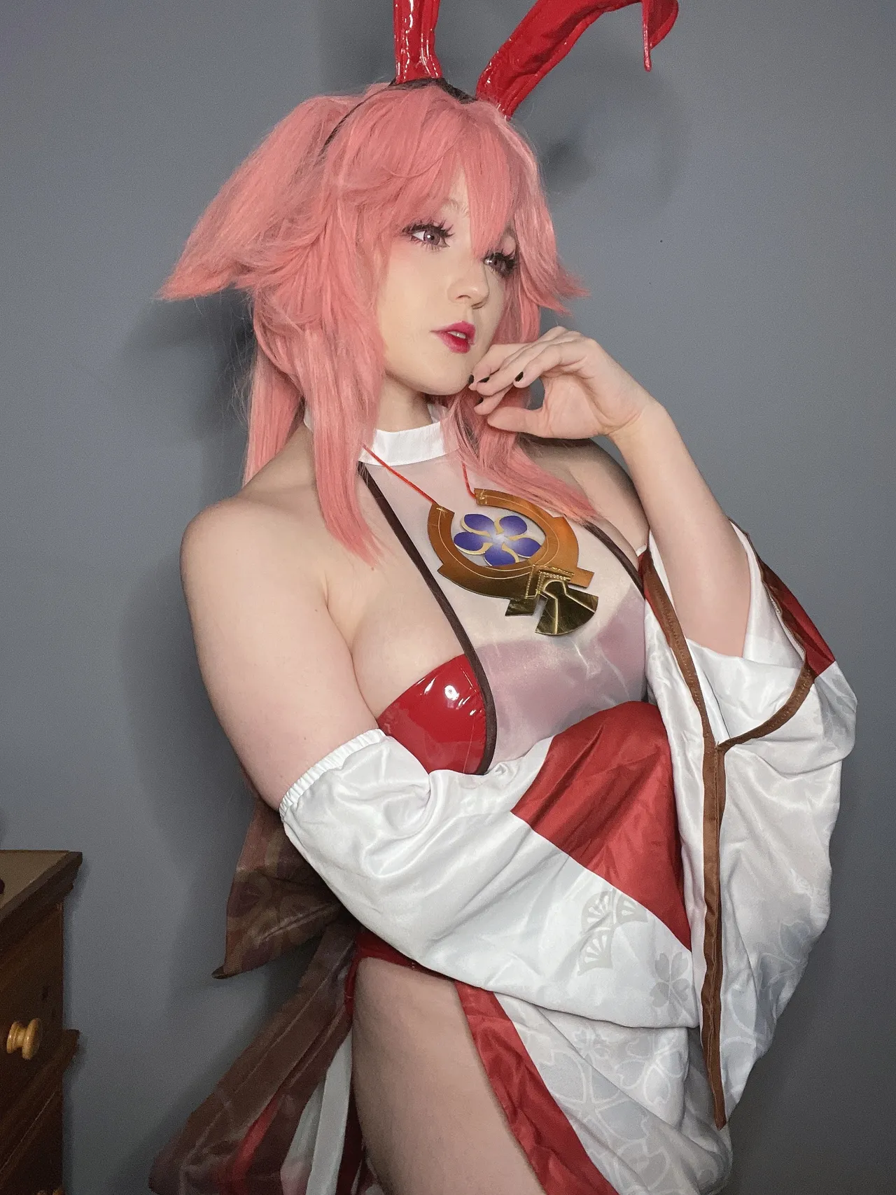 Satin Stars - Bunny Yae Miko Satin Stars - Bunny Yae Miko