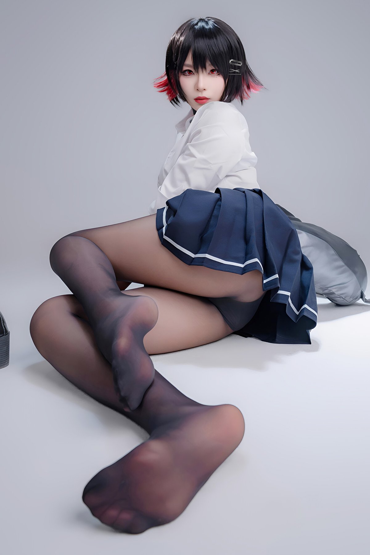 Coser@轩萧学姐 - 鲨鱼妹JK Part02 (51P) Coser@轩萧学姐 - 鲨鱼妹JK Part02 (51P)