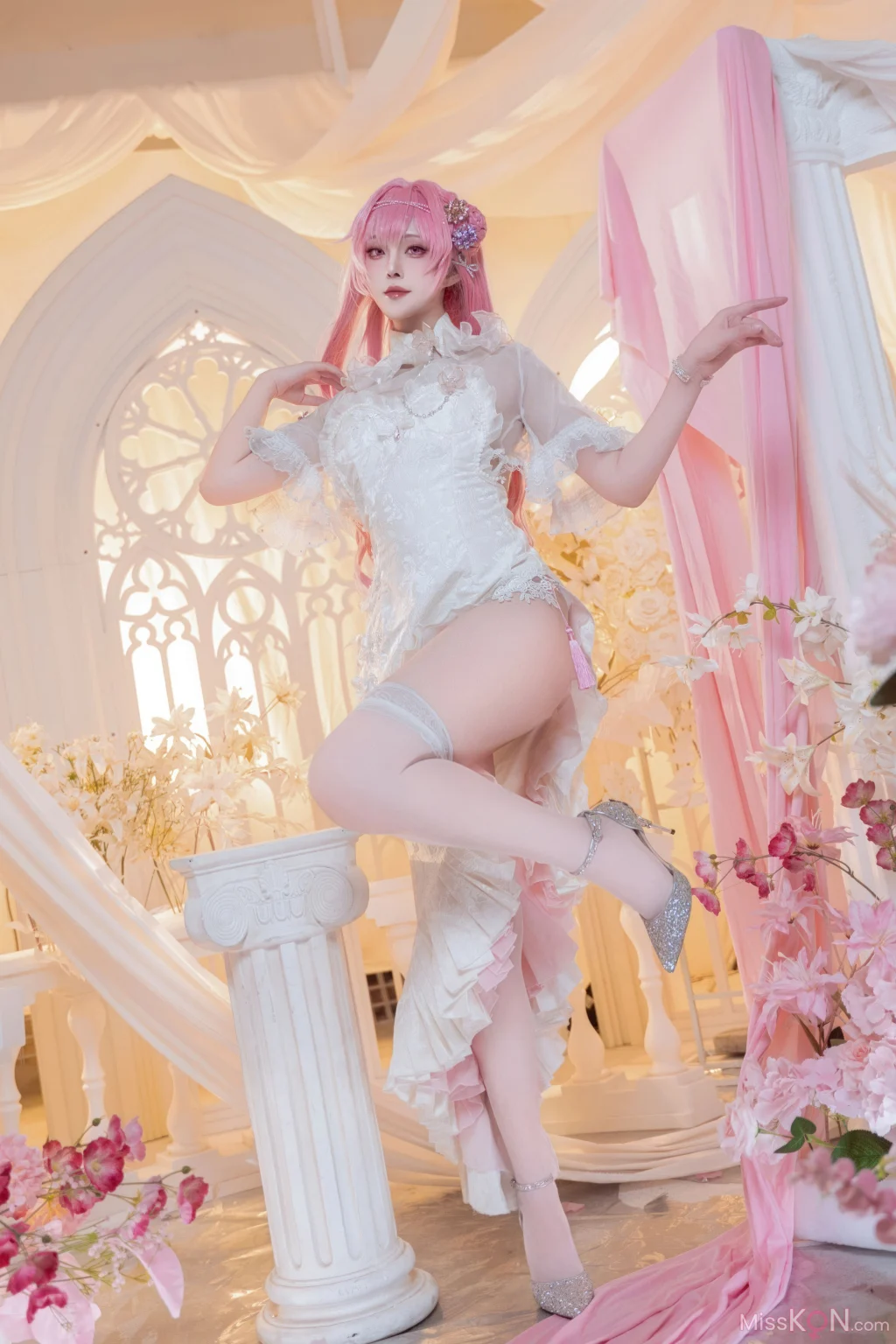 Coser@Natsuko Xia Xiazi: NIKKE Dorothy Cheongsam (78 photos) Coser@Natsuko Xia Xiazi: NIKKE Dorothy Cheongsam (78 photos)