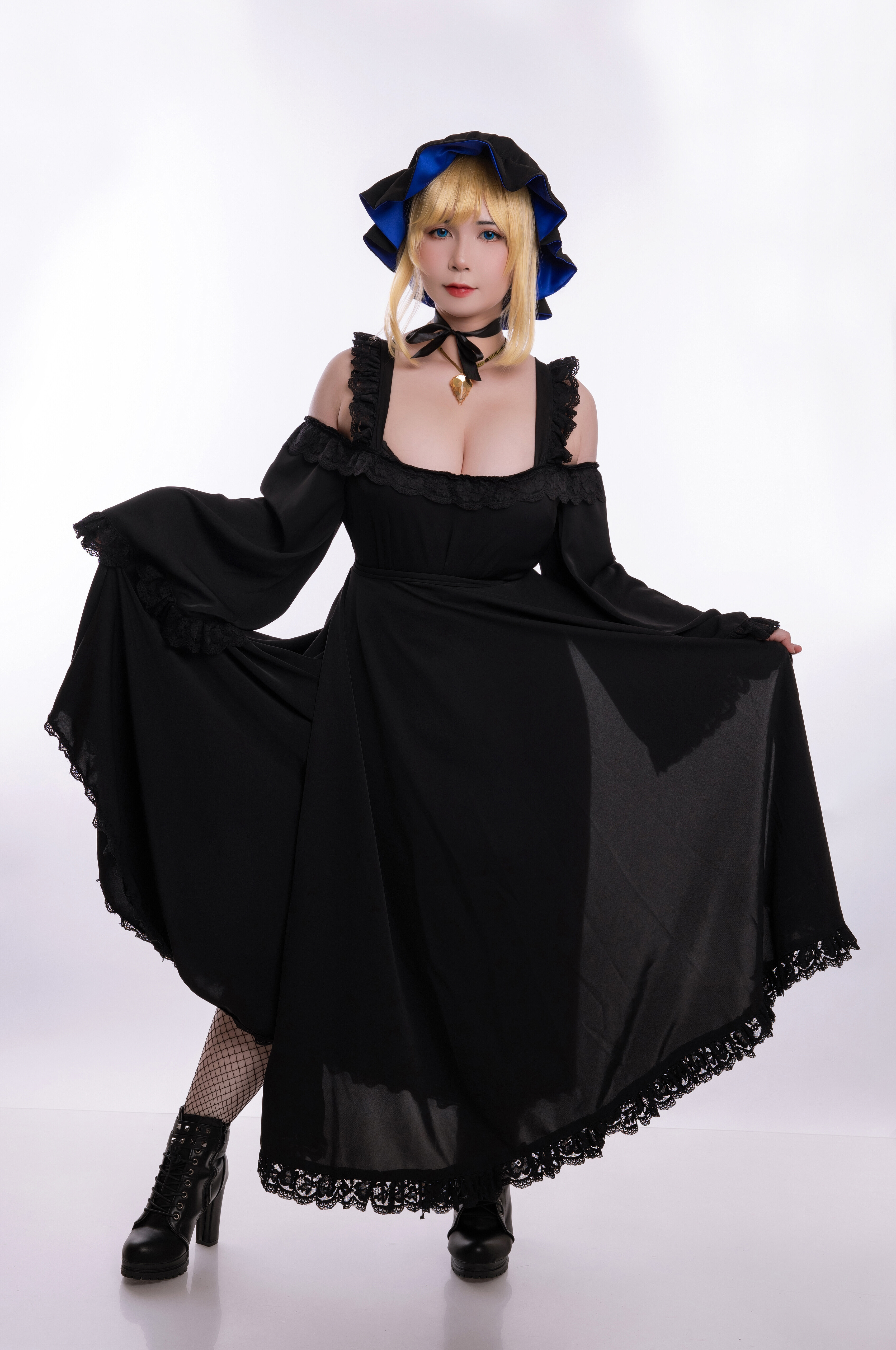 UyUy - Alice UyUy - Alice