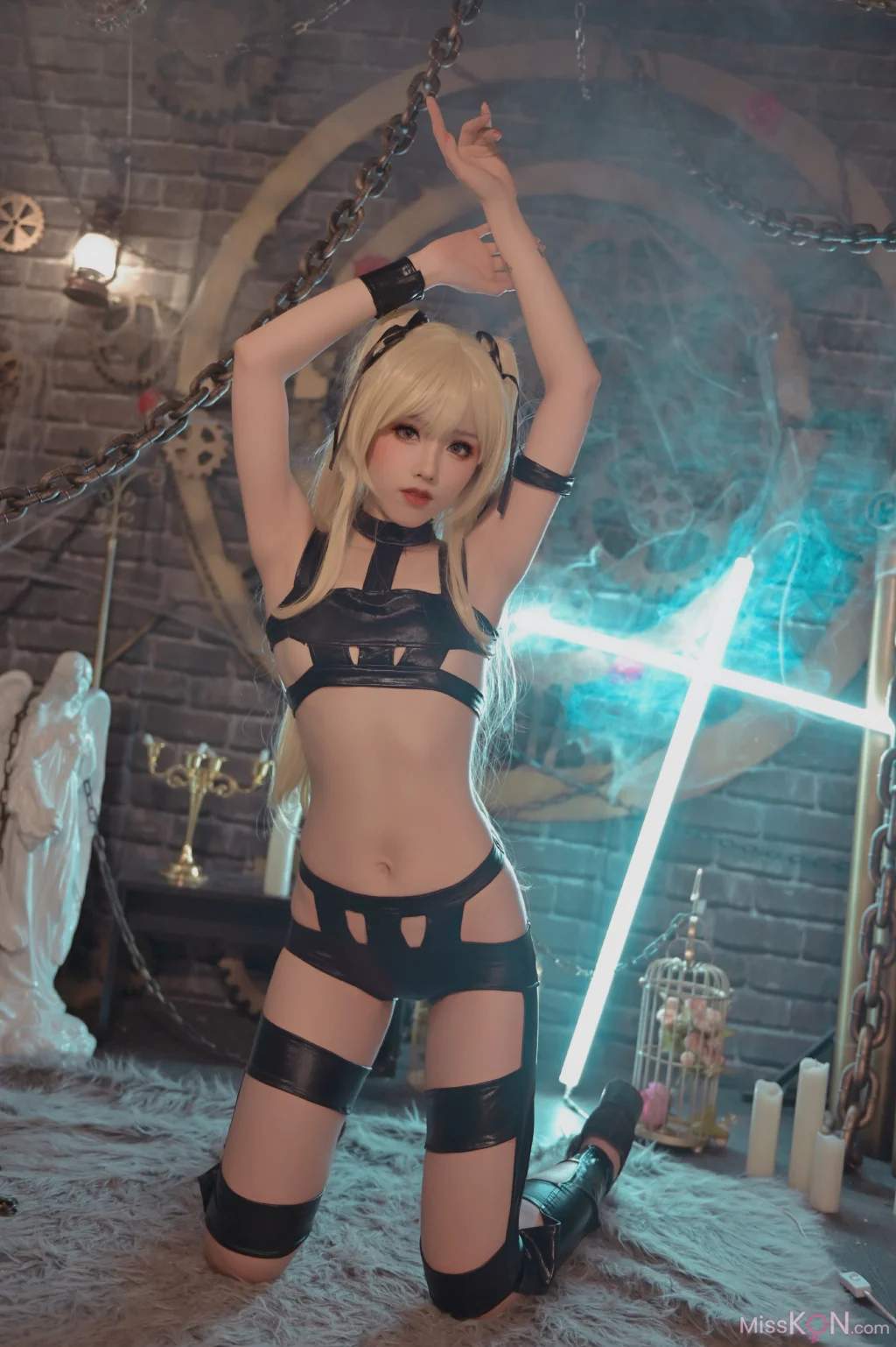 Coser@钛合金TiTi: 英梨梨束缚衣 (16 photos) Coser@钛合金TiTi: 英梨梨束缚衣 (16 photos)