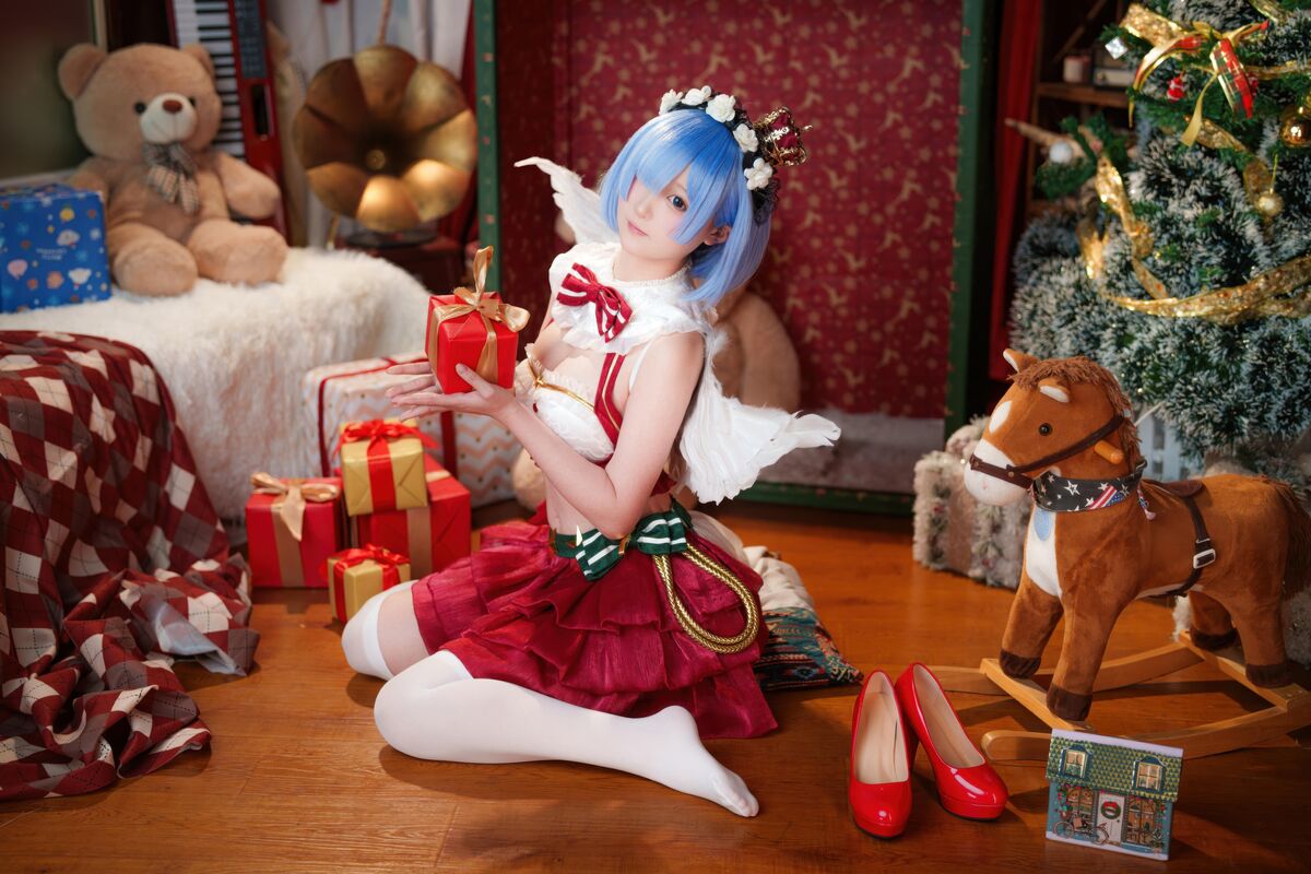 Coser@Seele MaiMai - Rem Christmas Story (64P) Coser@Seele MaiMai - Rem Christmas Story (64P)