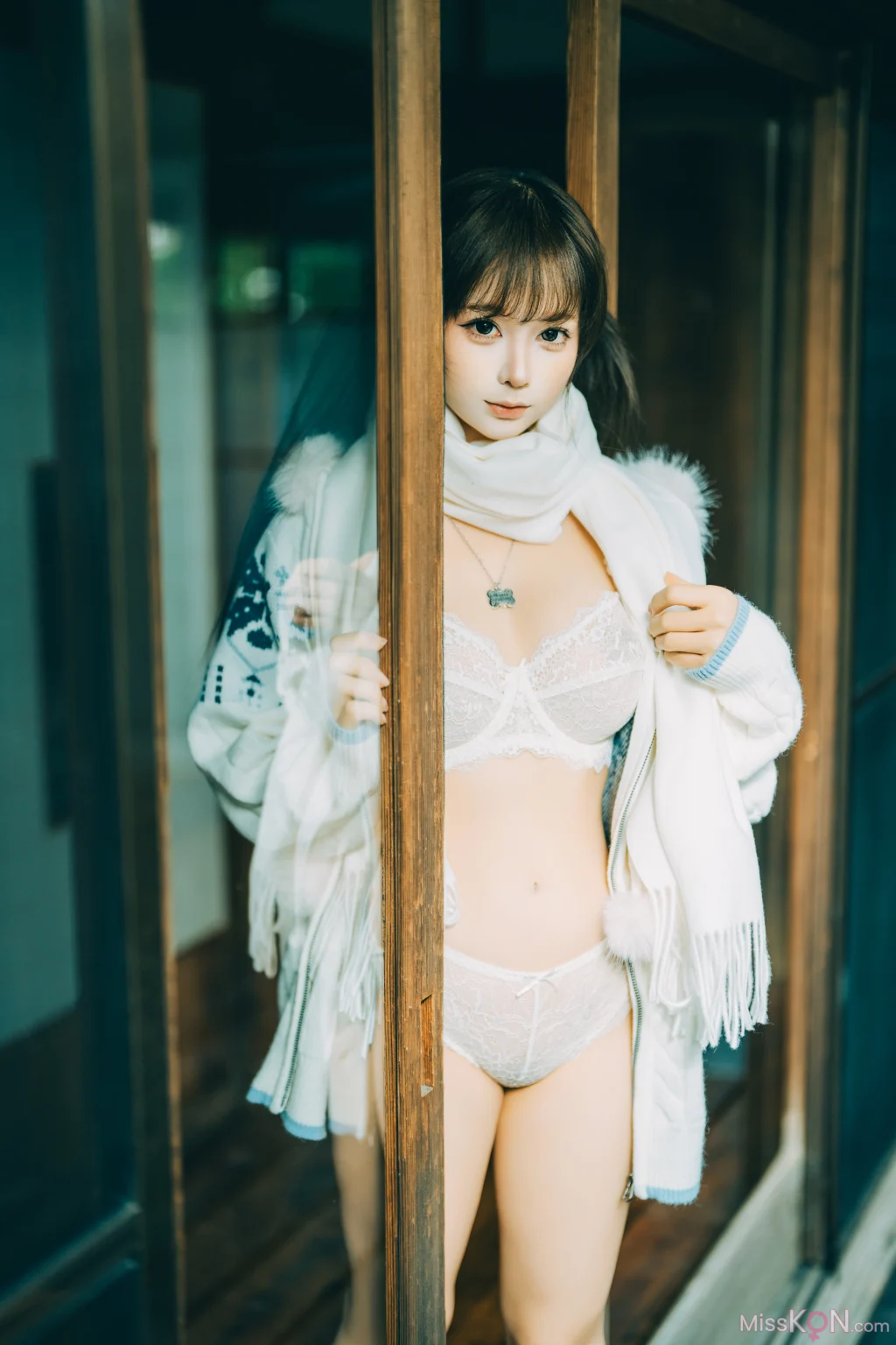 Coser@蠢沫沫 (chunmomo): 情人节 (26 photos) Coser@蠢沫沫 (chunmomo): 情人节 (26 photos)