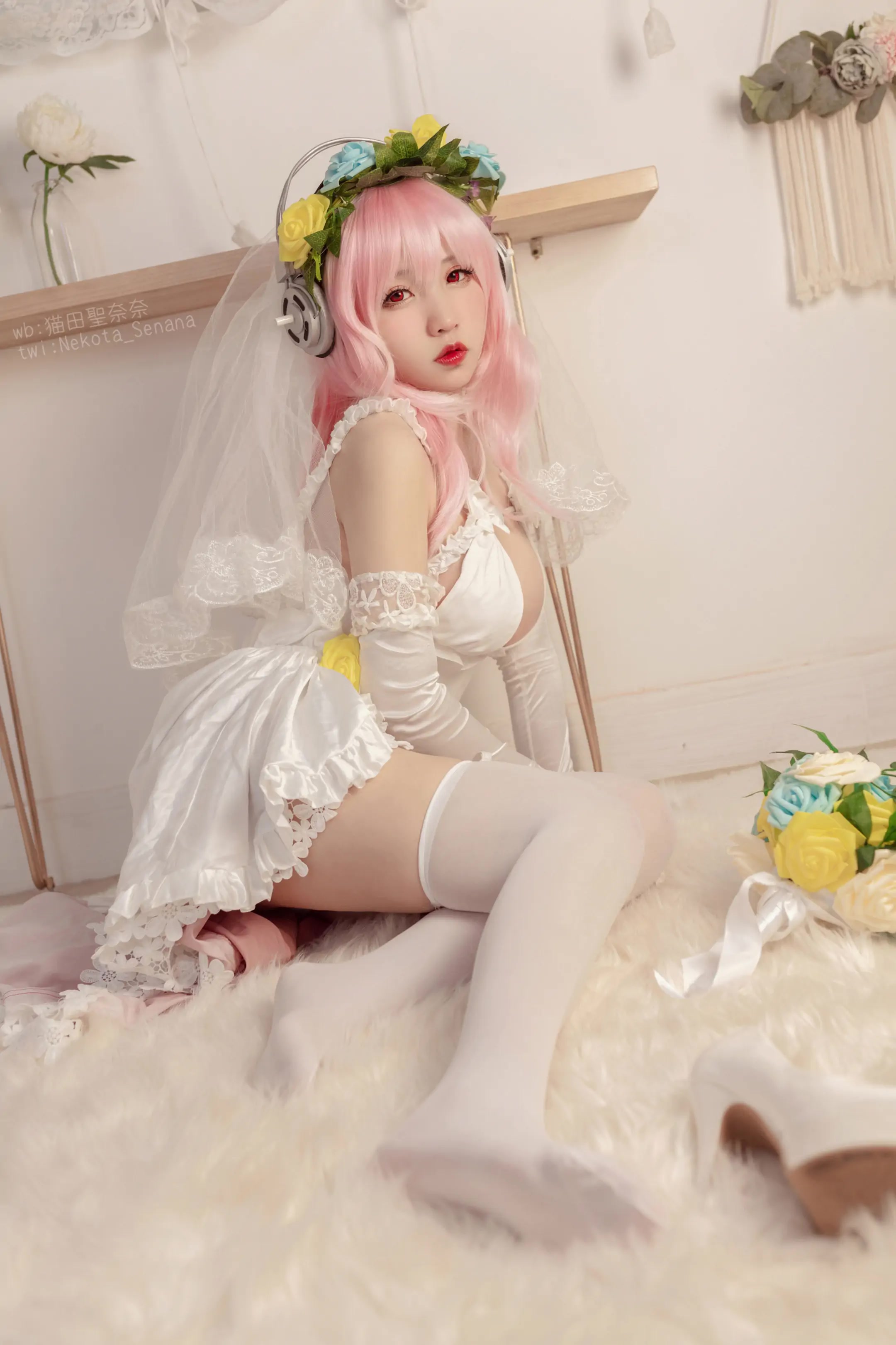 Nana Nekota, Tenth Anniversary Bride Nana Nekota, Tenth Anniversary Bride