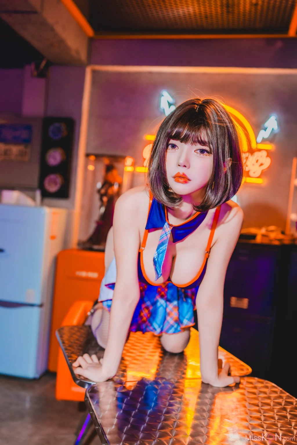 Coser@Crystal: Electric Innocence (59 photos + 4 videos) Coser@Crystal: Electric Innocence (59 photos + 4 videos)