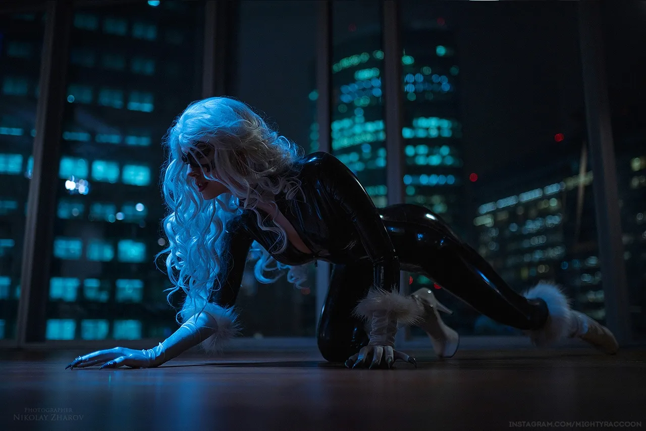 MightyRaccoon - Black Cat MightyRaccoon - Black Cat