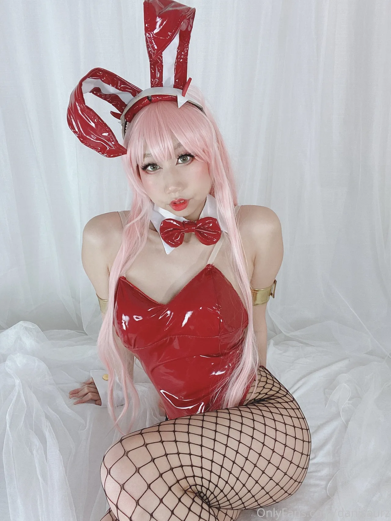 Danisaurz - Bunny Zero Two Danisaurz - Bunny Zero Two