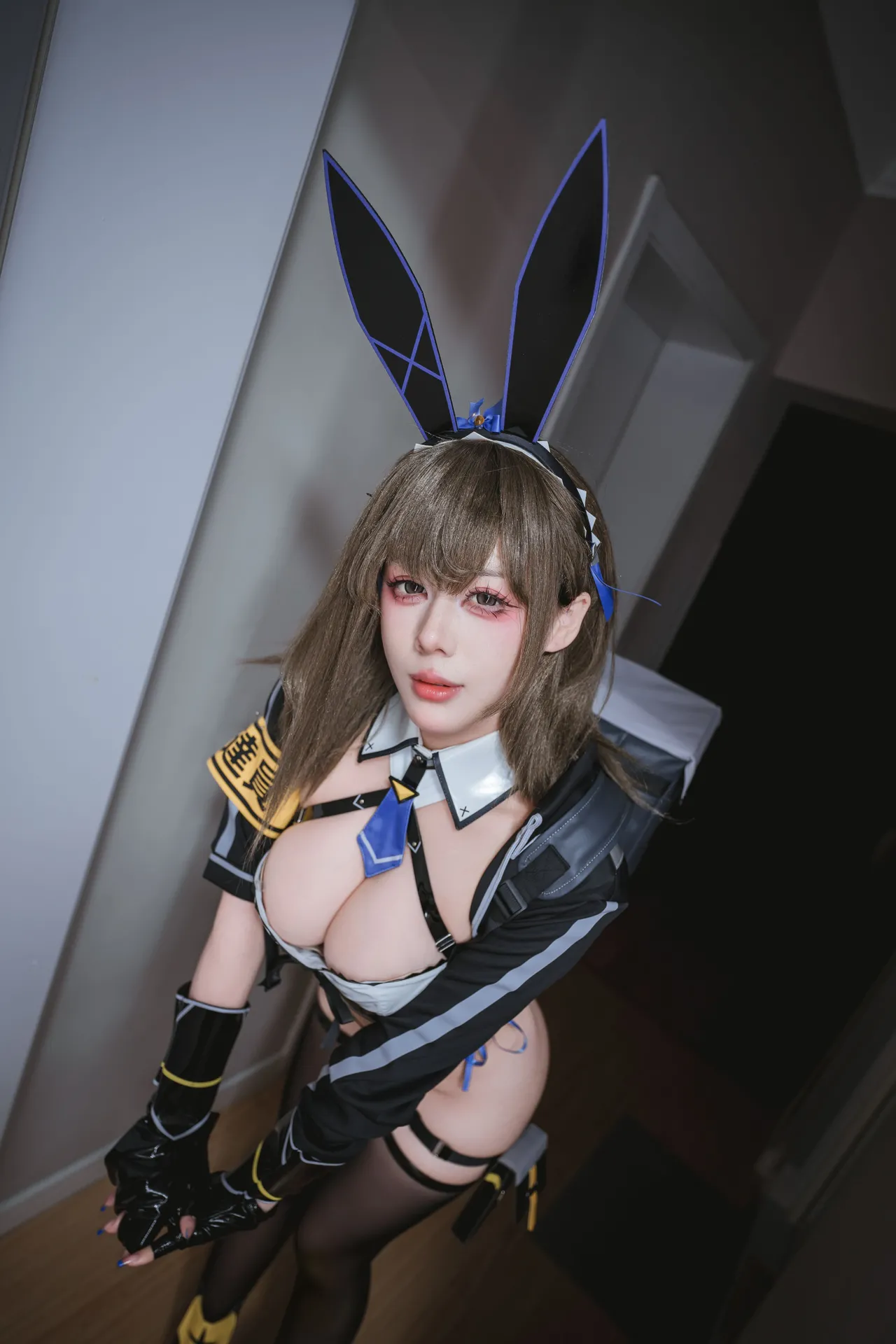 九言 (Jiu Yan) - Delivery Bunny Girl 九言 (Jiu Yan) - Delivery Bunny Girl