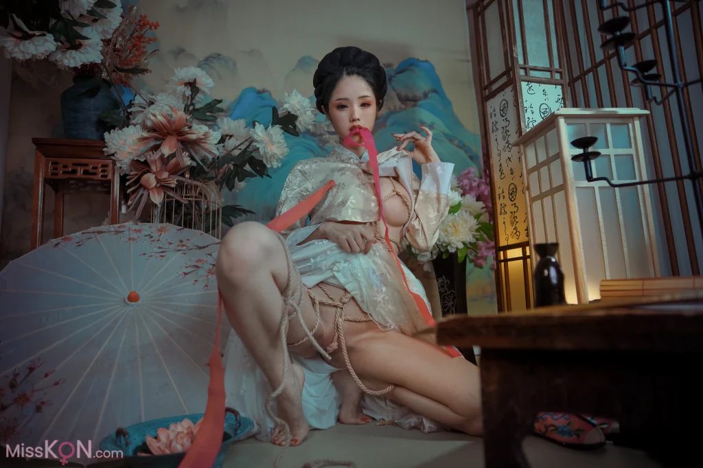 Coser@钛合金TiTi: 霜花店 (55 photos + 1 video) Coser@钛合金TiTi: 霜花店 (55 photos + 1 video)