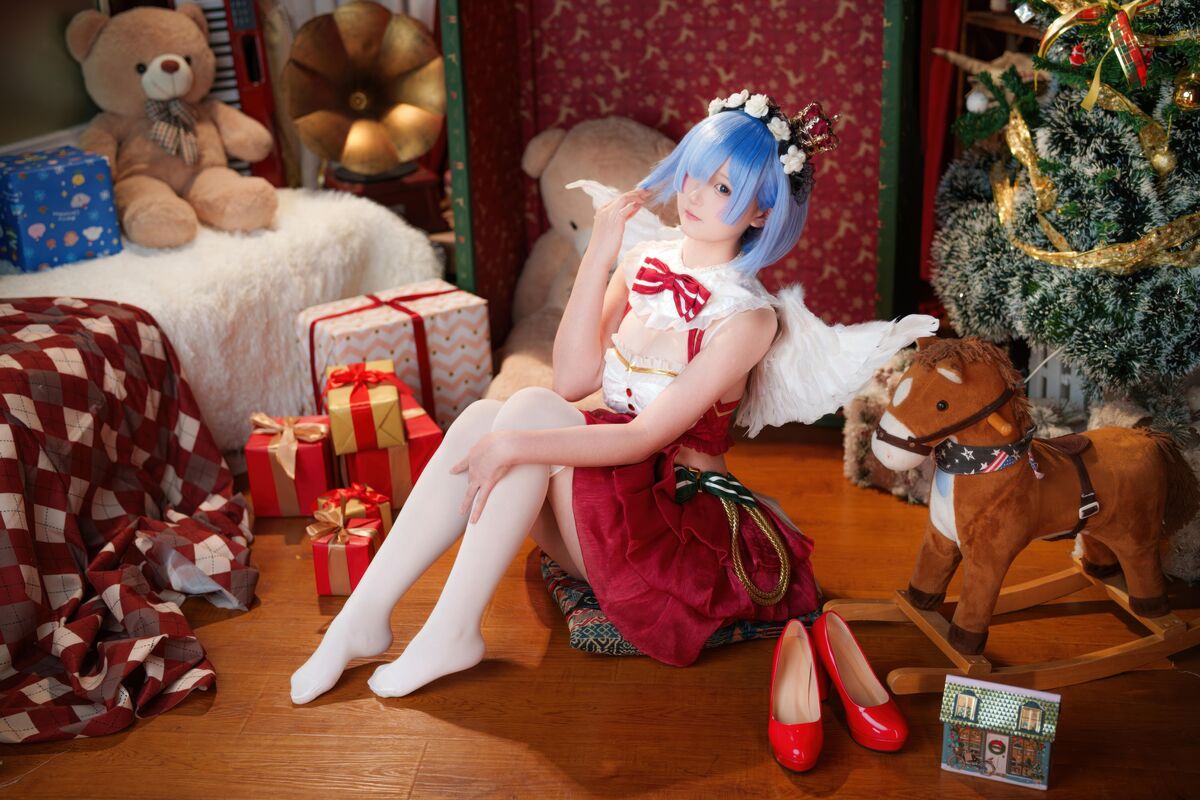 Coser@Seele MaiMai - Rem Christmas Story (64P) Coser@Seele MaiMai - Rem Christmas Story (64P)