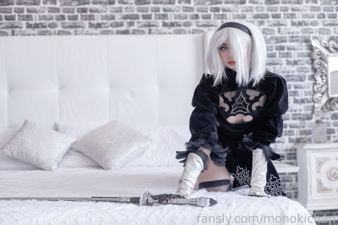 Monoki Chan - 2B Monoki Chan - 2B