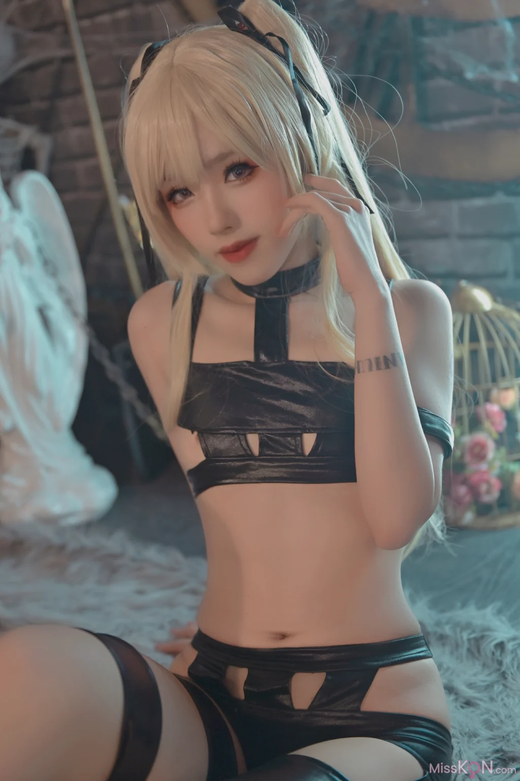 Coser@钛合金TiTi: 英梨梨束缚衣 (16 photos) Coser@钛合金TiTi: 英梨梨束缚衣 (16 photos)