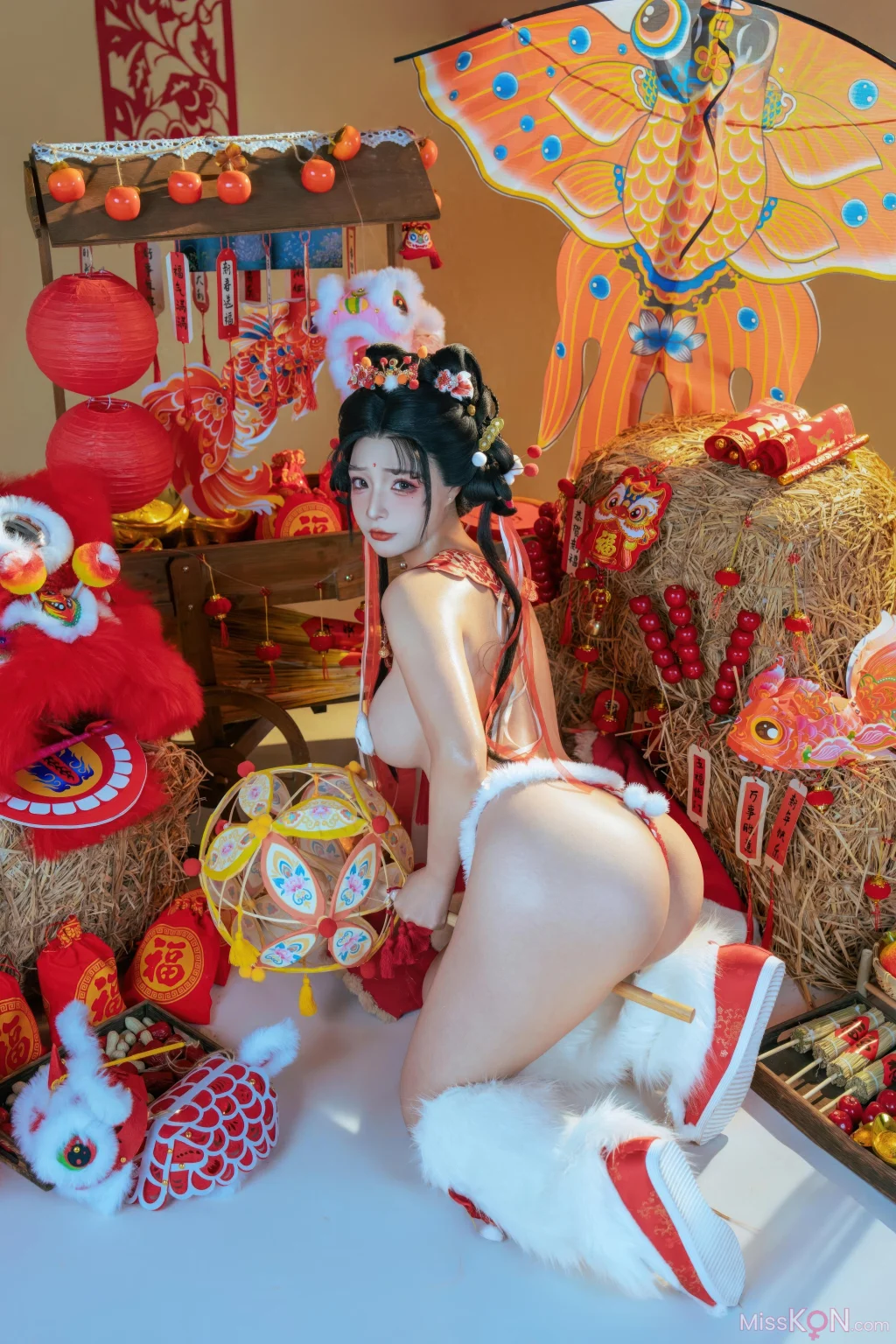 Coser@yuuhui Yuhui: 2026 Chinese New Year Special Lion Dance Girl (131 photos + 2 videos) Coser@yuuhui Yuhui: 2026 Chinese New Year Special Lion Dance Girl (131 photos + 2 videos)
