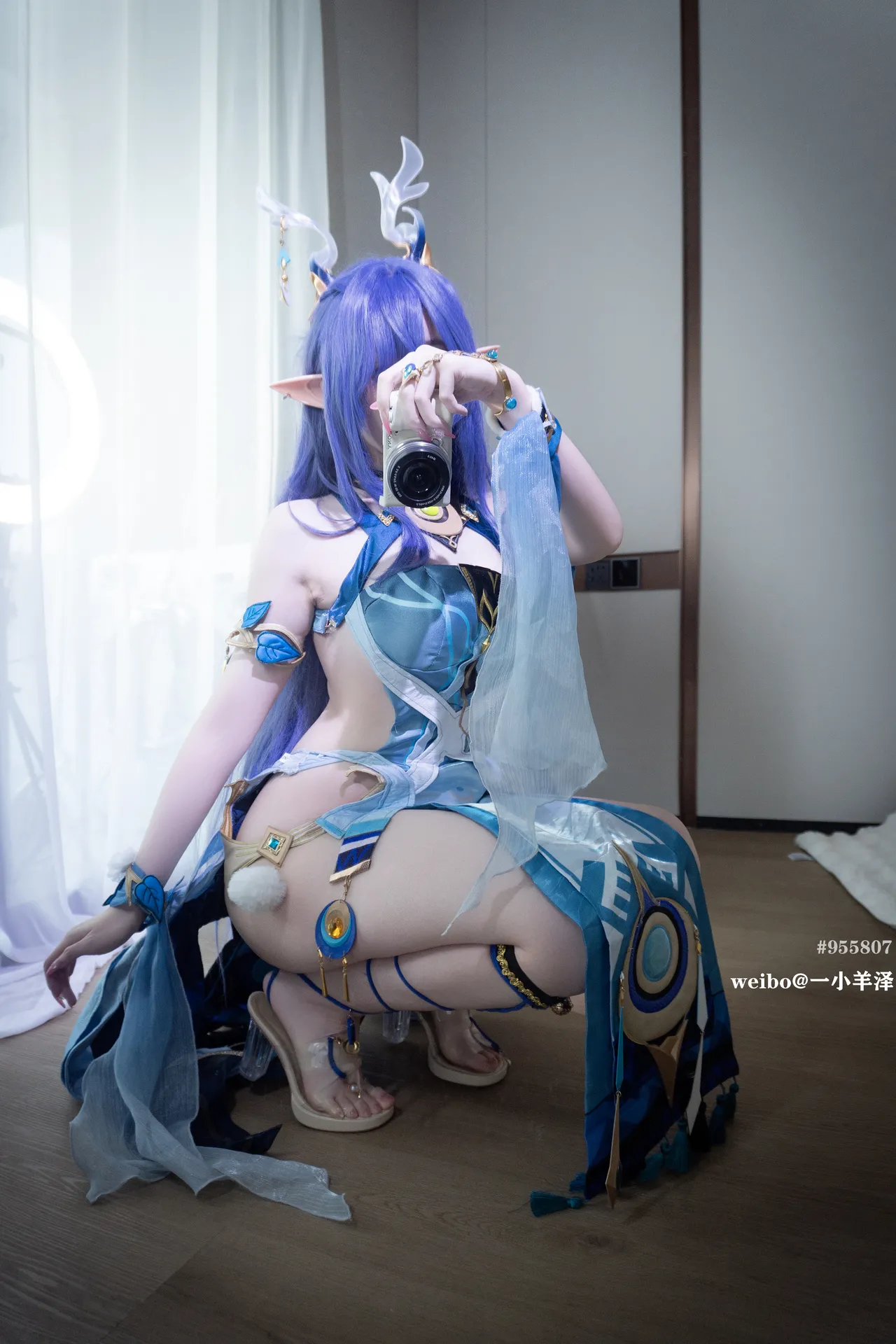 Xiao Yangze - Genshin Impact Lauma, Frostbell, Silver Deer Xiao Yangze - Genshin Impact Lauma, Frostbell, Silver Deer