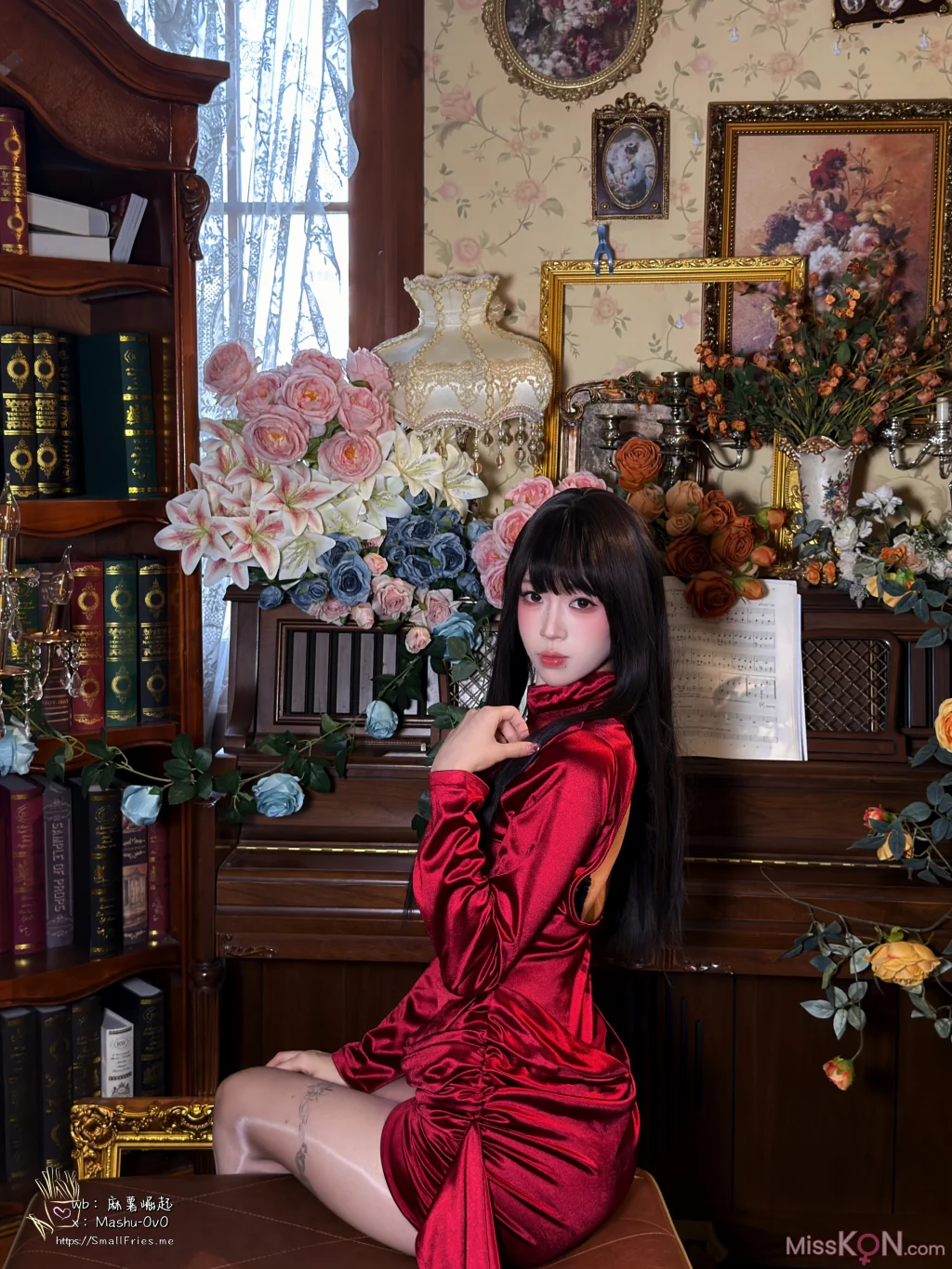 Coser@ Mochi is delicious: Burgundy Praise (47 photos) Coser@ Mochi is delicious: Burgundy Praise (47 photos)