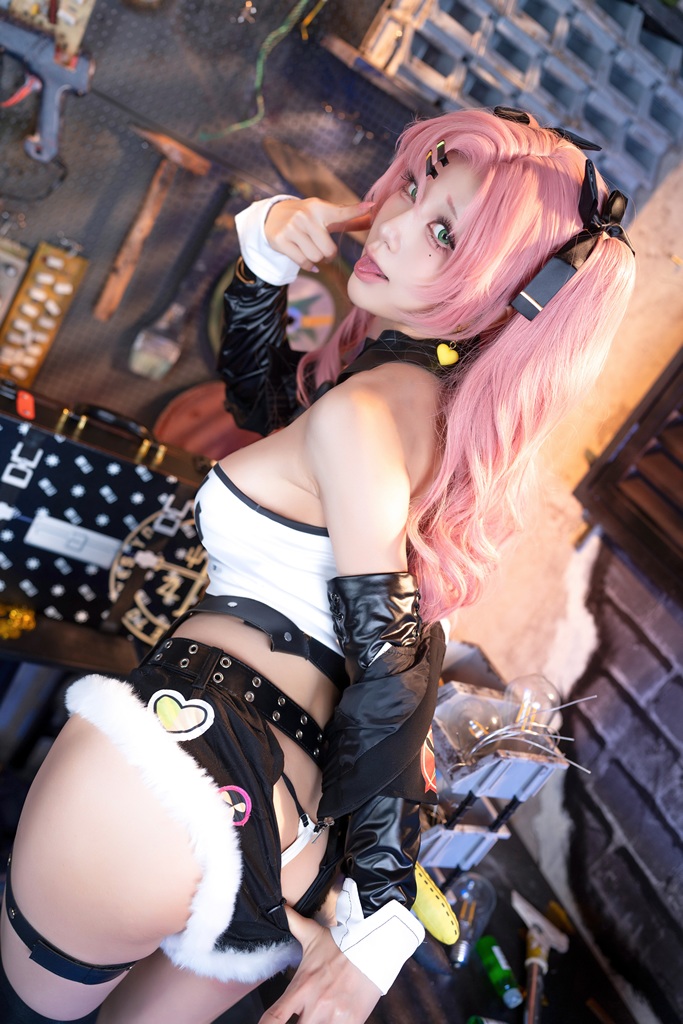 Aqua 水淼 – Nicole (Zenless Zone Zero) Aqua 水淼 – Nicole (Zenless Zone Zero)