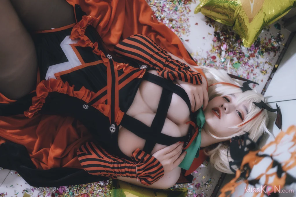 Coser@ Aban is having a great time today: Ron Halloween (28 photos) Coser@ Aban is having a great time today: Ron Halloween (28 photos)