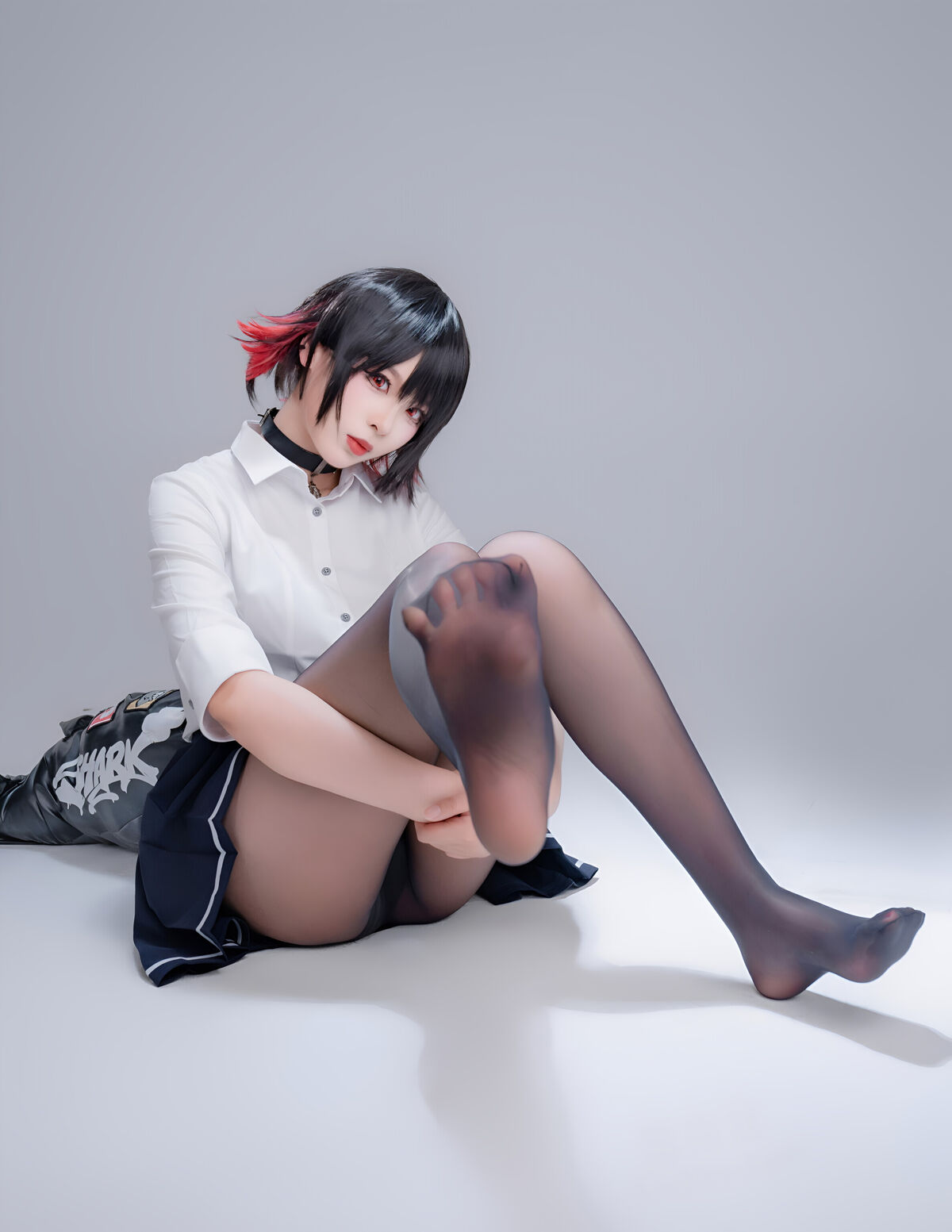 Coser@轩萧学姐 - 鲨鱼妹JK Part02 (51P) Coser@轩萧学姐 - 鲨鱼妹JK Part02 (51P)
