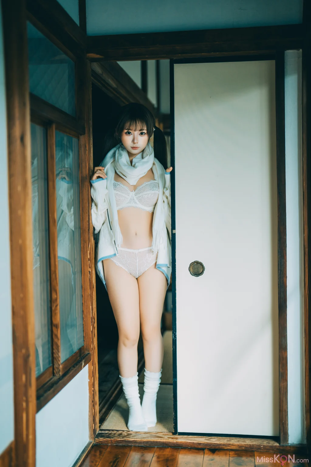 Coser@蠢沫沫 (chunmomo): 情人节 (26 photos) Coser@蠢沫沫 (chunmomo): 情人节 (26 photos)