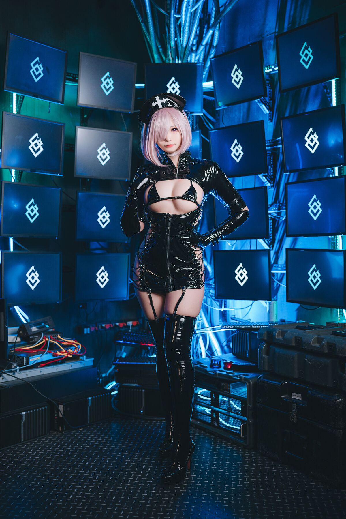 Coser@ Xiaokongsora - Ganyu Dark Nurse (20P) Coser@ Xiaokongsora - Ganyu Dark Nurse (20P)