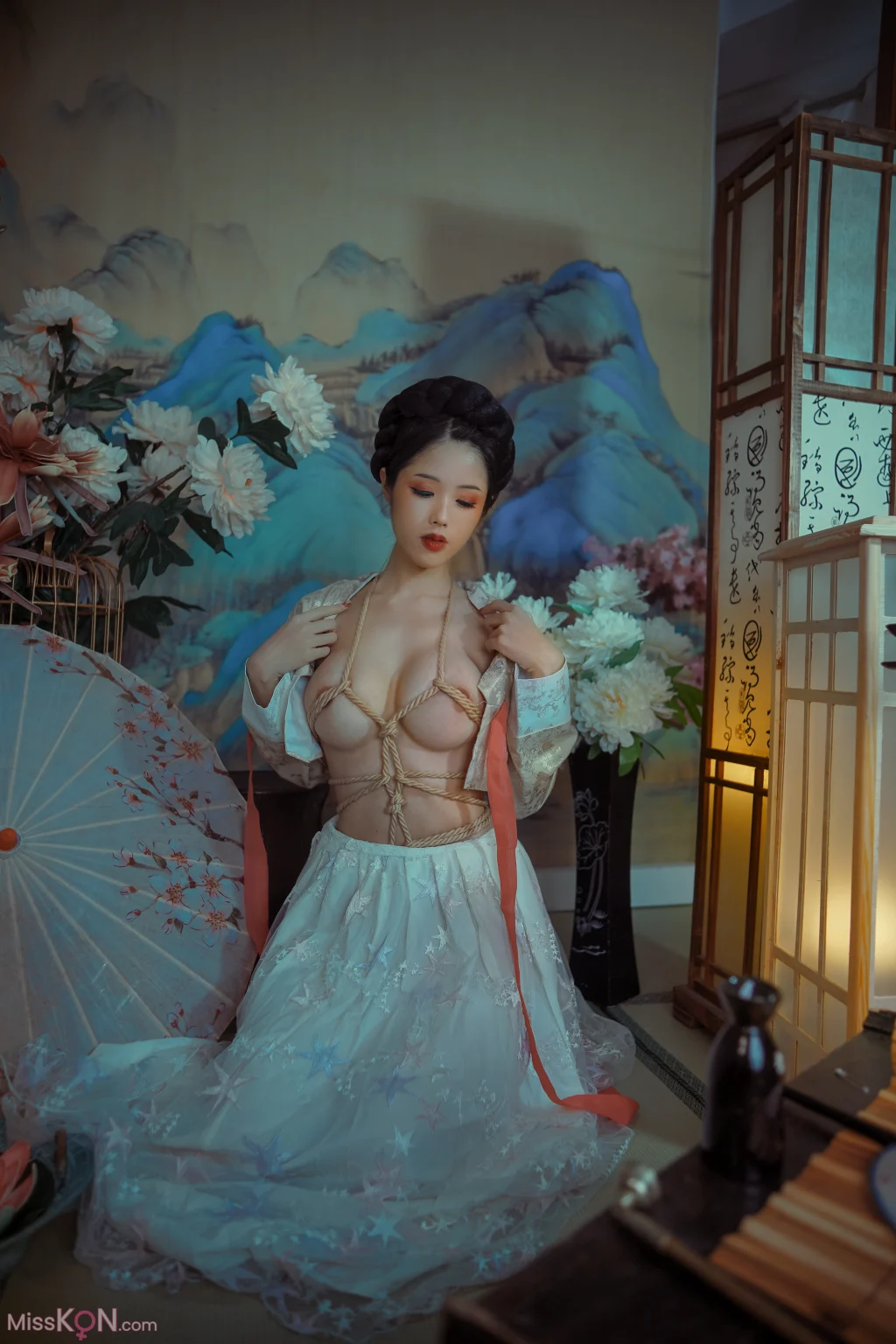 Coser@钛合金TiTi: 霜花店 (55 photos + 1 video) Coser@钛合金TiTi: 霜花店 (55 photos + 1 video)