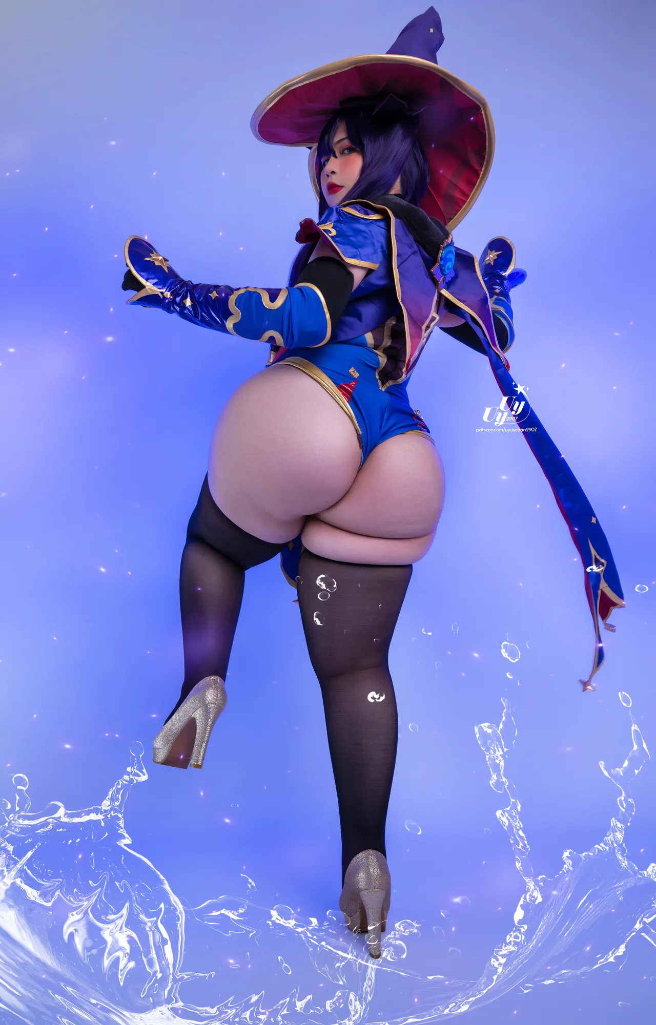 UyUy - Mona 2 UyUy - Mona 2