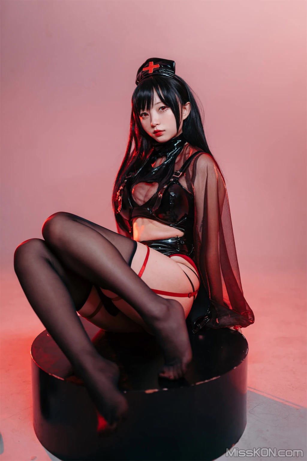 Coser@花铃: 猩红护士 (77 photos) Coser@花铃: 猩红护士 (77 photos)