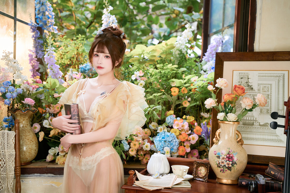 Coser@ Deer Eight Years Old - The White Flower Language of the Deep Forest Part01 (54P - 1V) Coser@ Deer Eight Years Old - The White Flower Language of the Deep Forest Part01 (54P - 1V)