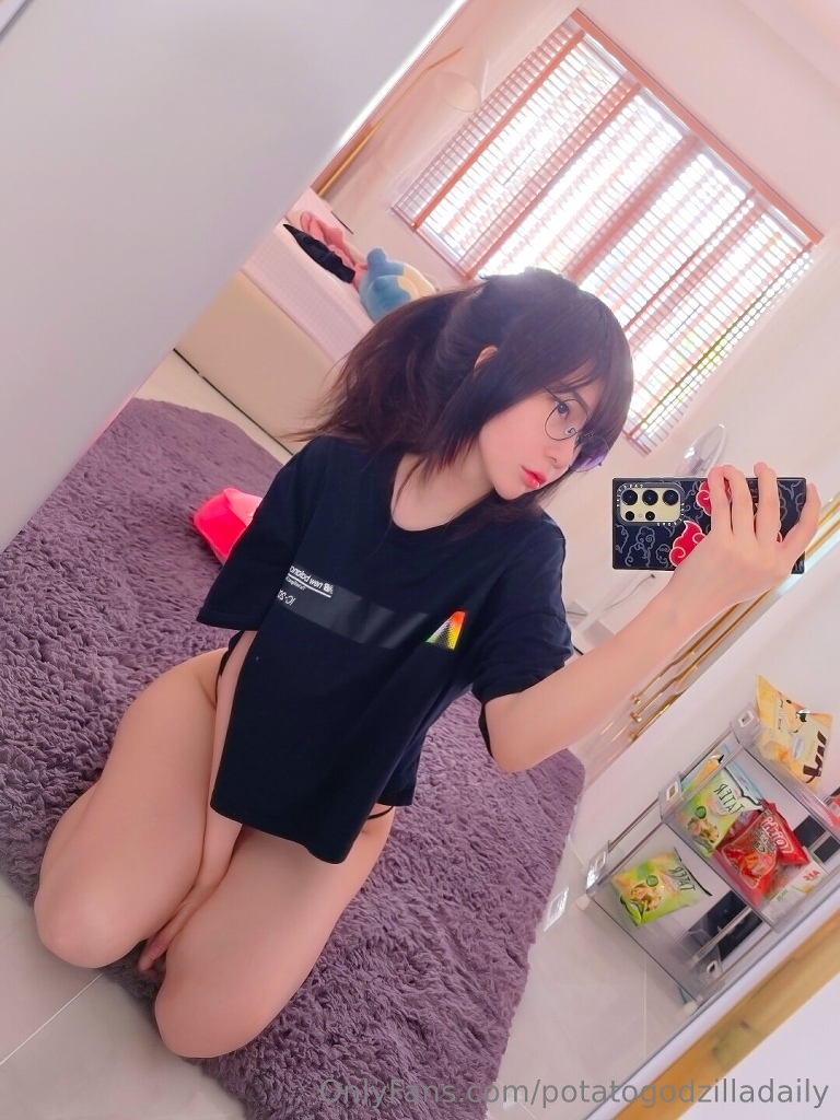 Potato Godzilla – OnlyFans Nude Jun 1-30, 2024 Potato Godzilla – OnlyFans Nude Jun 1-30, 2024