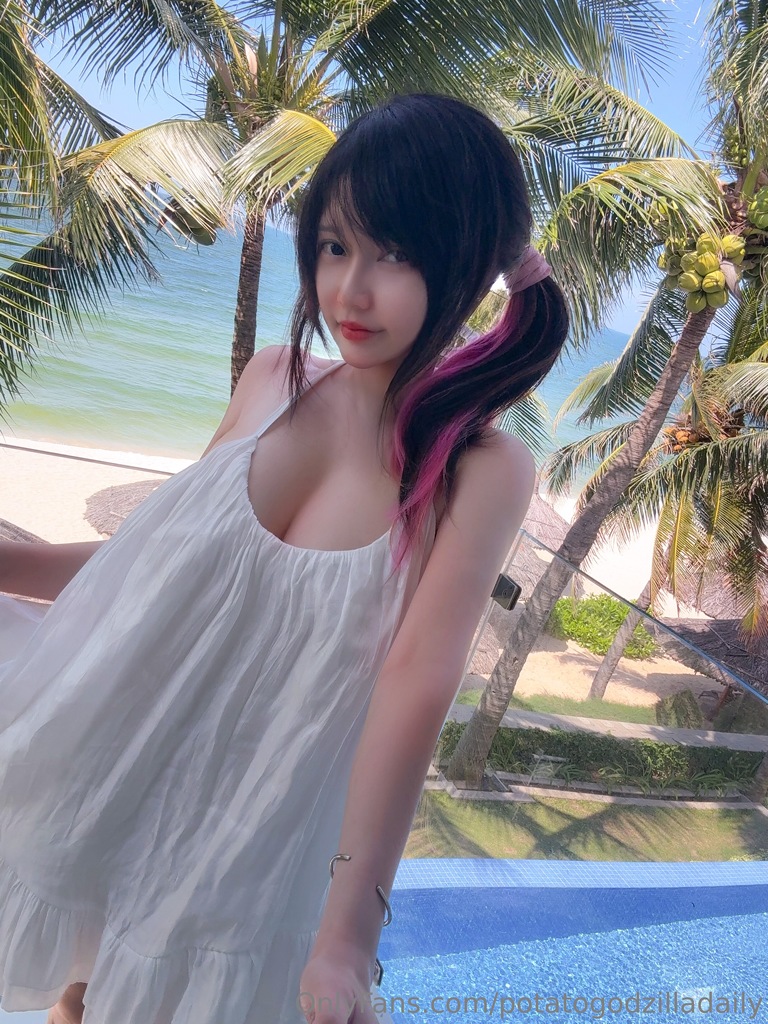 Potato Godzilla – OnlyFans Nude Sep 1-30, 2025 Potato Godzilla – OnlyFans Nude Sep 1-30, 2025