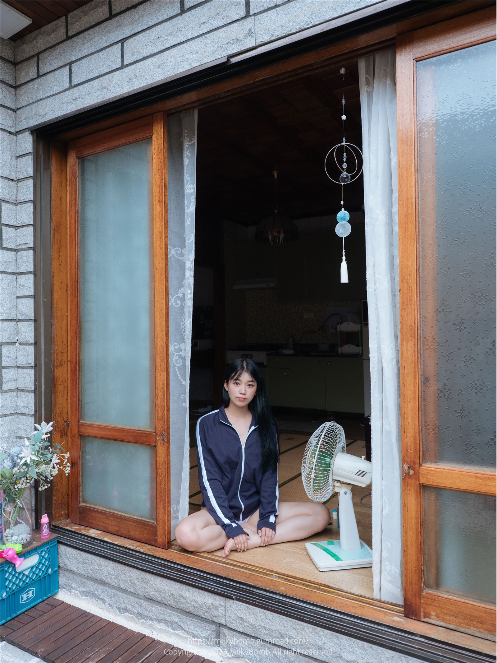 MilkyBomb - Yui Vol.002 - Tracksuit 1 MilkyBomb - Yui Vol.002 - Tracksuit 1