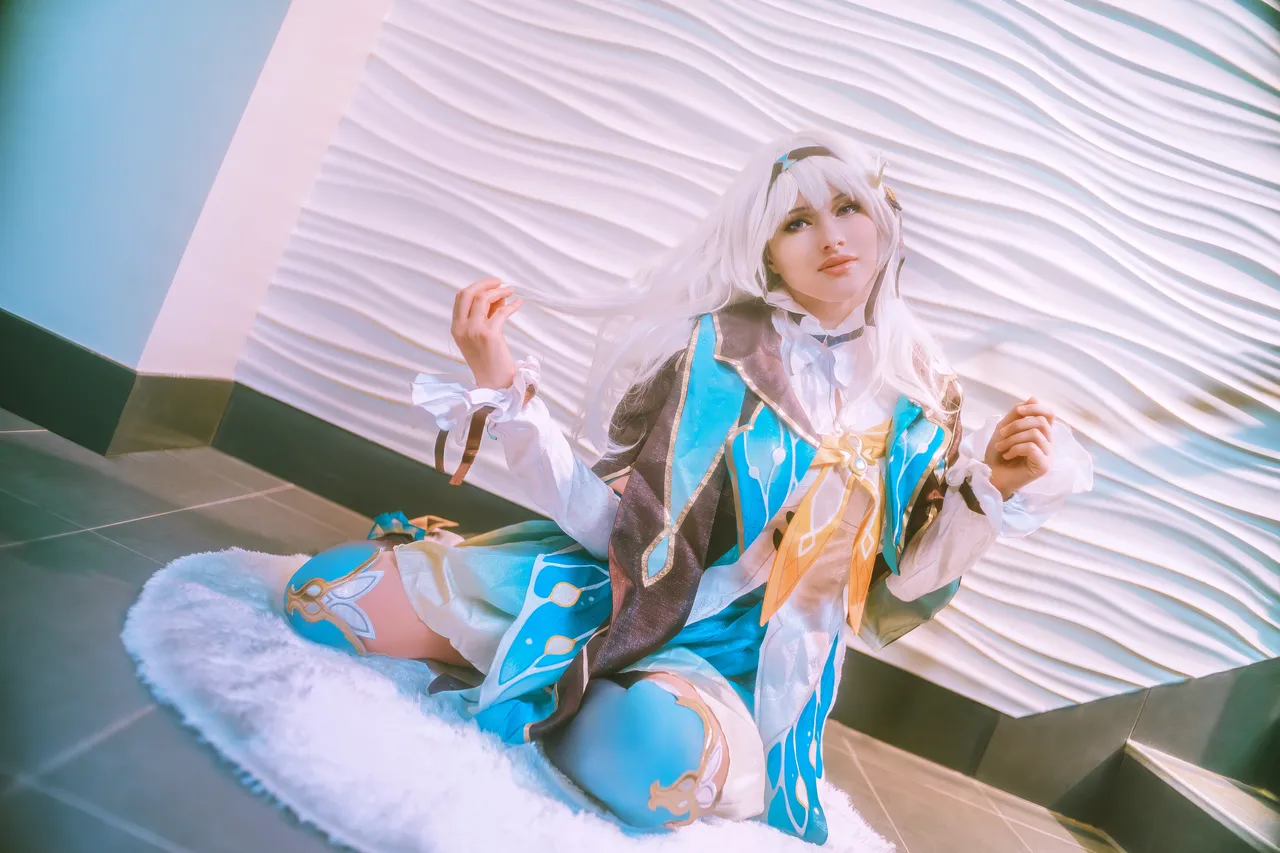 Natalia Kat - Firefly Natalia Kat - Firefly