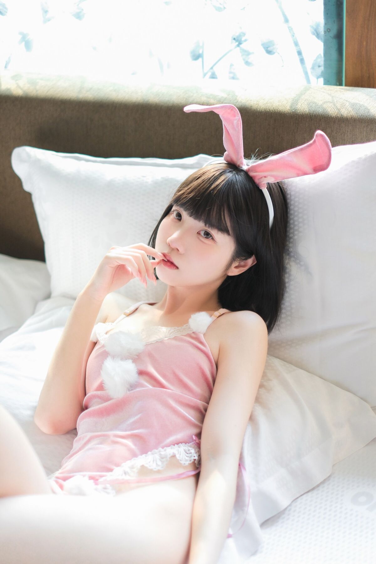 Coser@ Coco White Rabbit - Pure Desire Bunny Girl (51P) Coser@ Coco White Rabbit - Pure Desire Bunny Girl (51P)