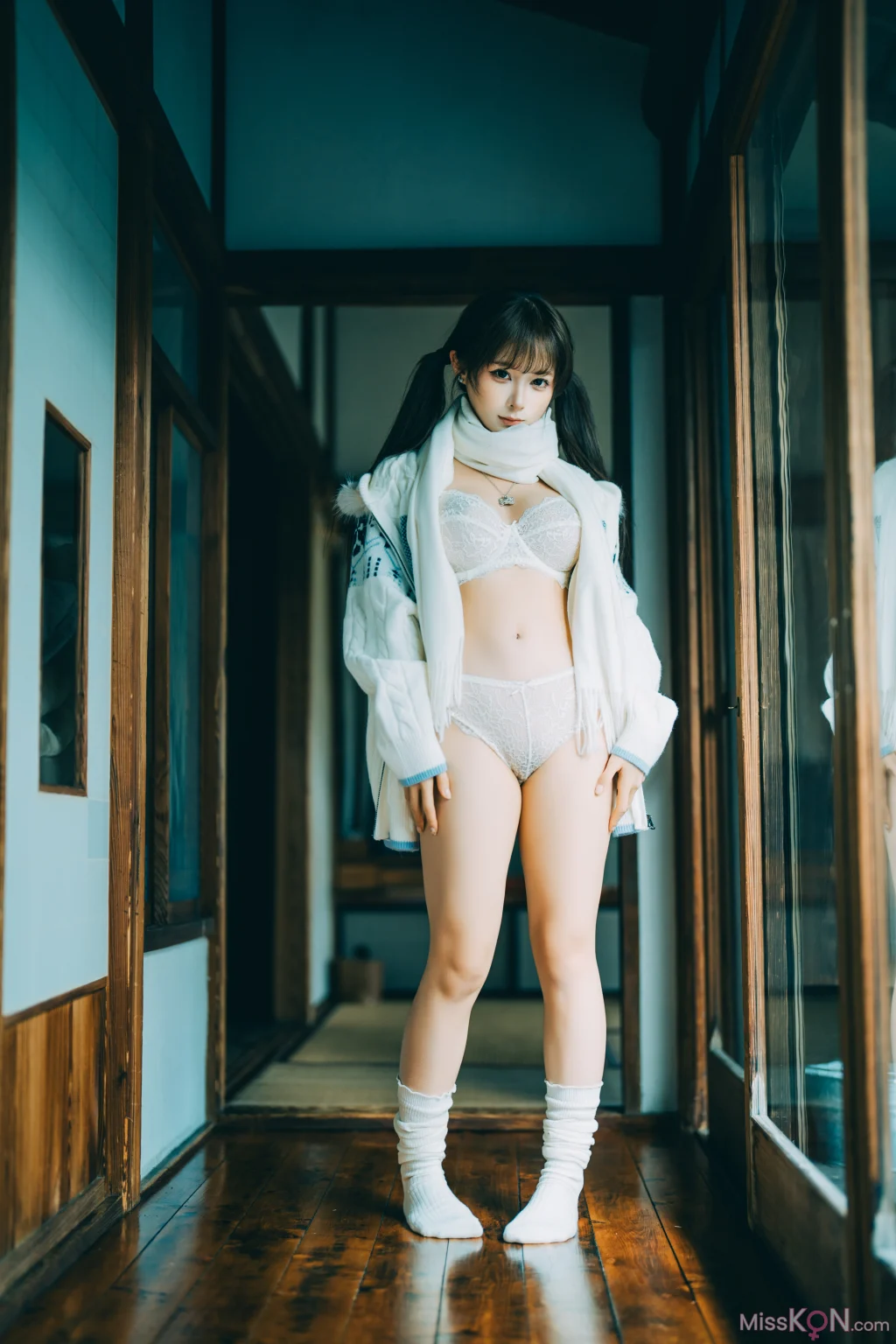 Coser@蠢沫沫 (chunmomo): 情人节 (26 photos) Coser@蠢沫沫 (chunmomo): 情人节 (26 photos)