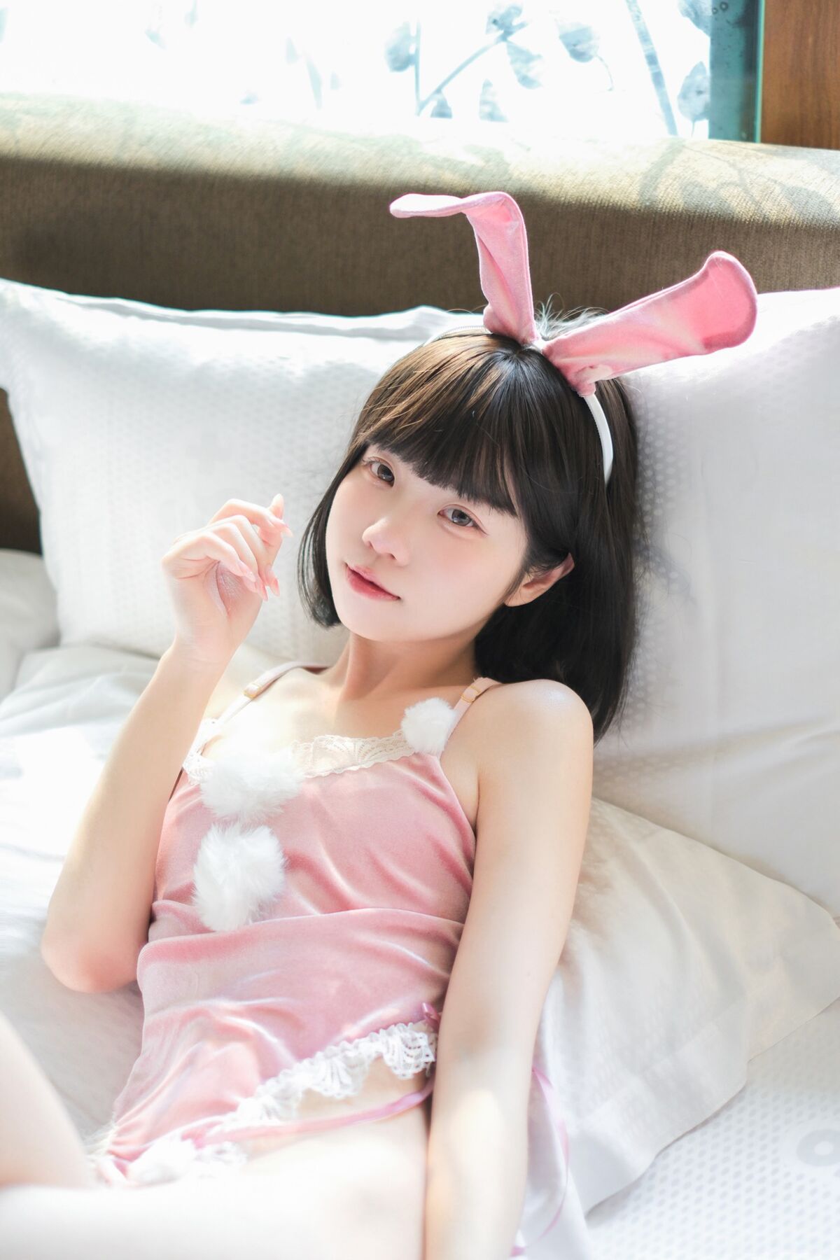Coser@ Coco White Rabbit - Pure Desire Bunny Girl (51P) Coser@ Coco White Rabbit - Pure Desire Bunny Girl (51P)