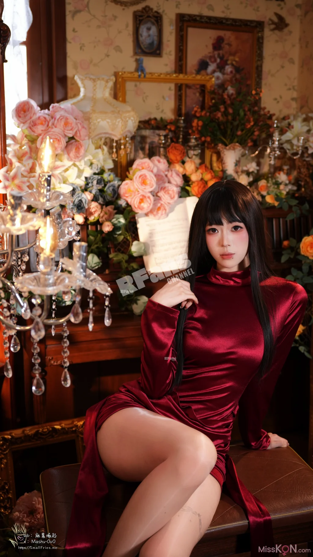 Coser@ Mochi is delicious: Burgundy Praise (47 photos) Coser@ Mochi is delicious: Burgundy Praise (47 photos)