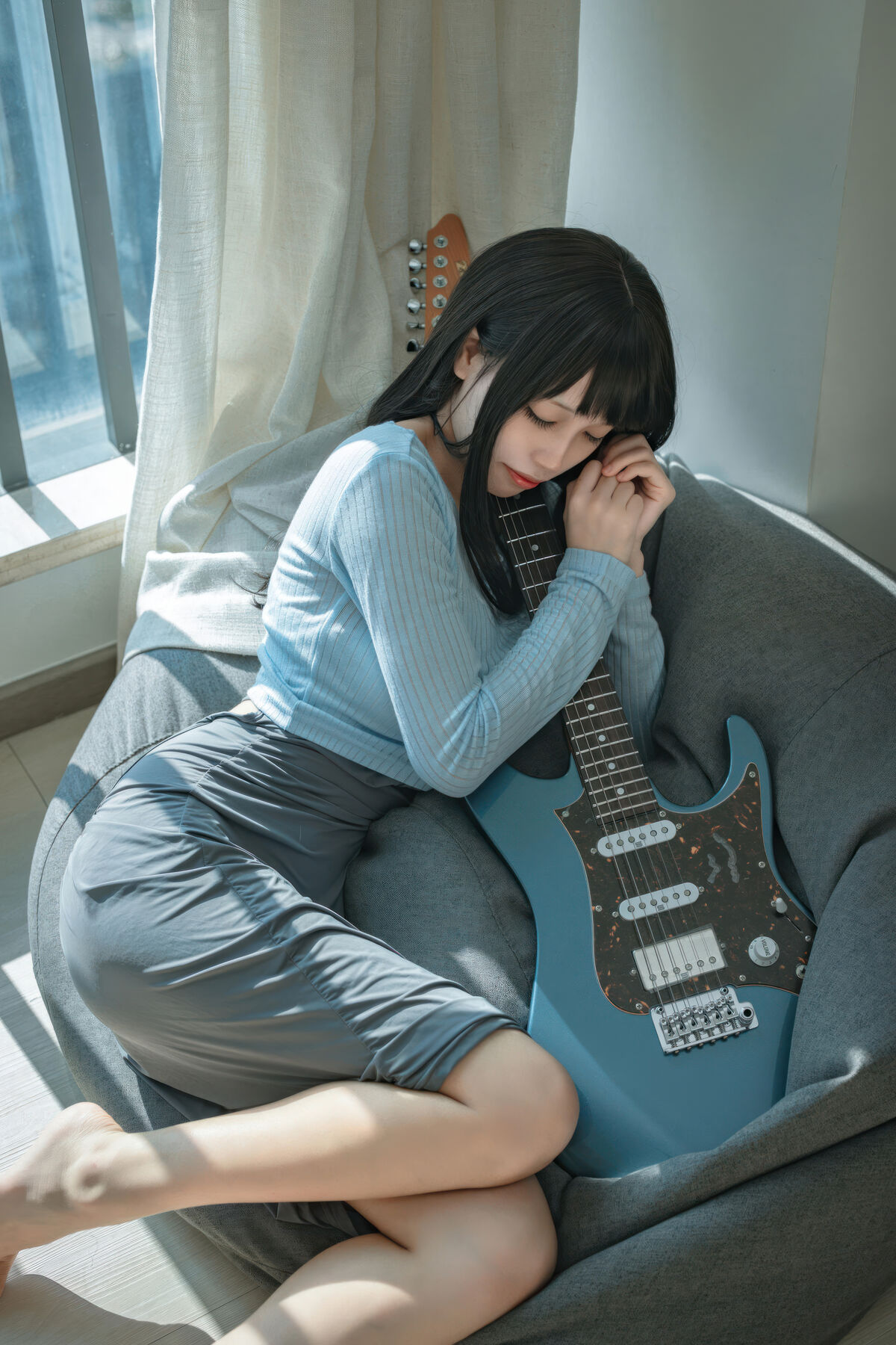 Coser@ Three Unmanned - Guitar Sister (25P) Coser@ Three Unmanned - Guitar Sister (25P)