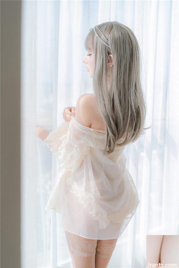 Coser@ Expired Mixian Meow Vol.129 Princess of Versailles (52P) Coser@ Expired Mixian Meow Vol.129 Princess of Versailles (52P)