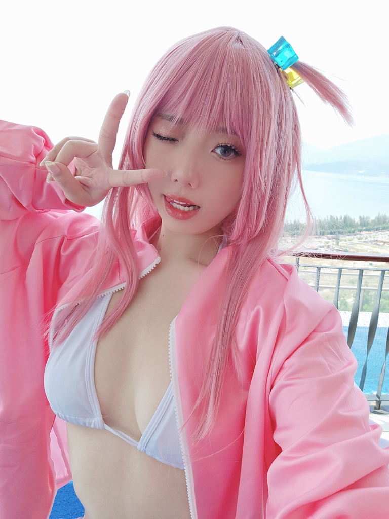 Messie Huang – Bocchi Swimsuit Messie Huang – Bocchi Swimsuit