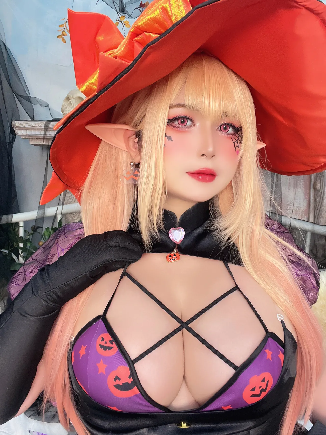 UyUy - Witch Marin UyUy - Witch Marin