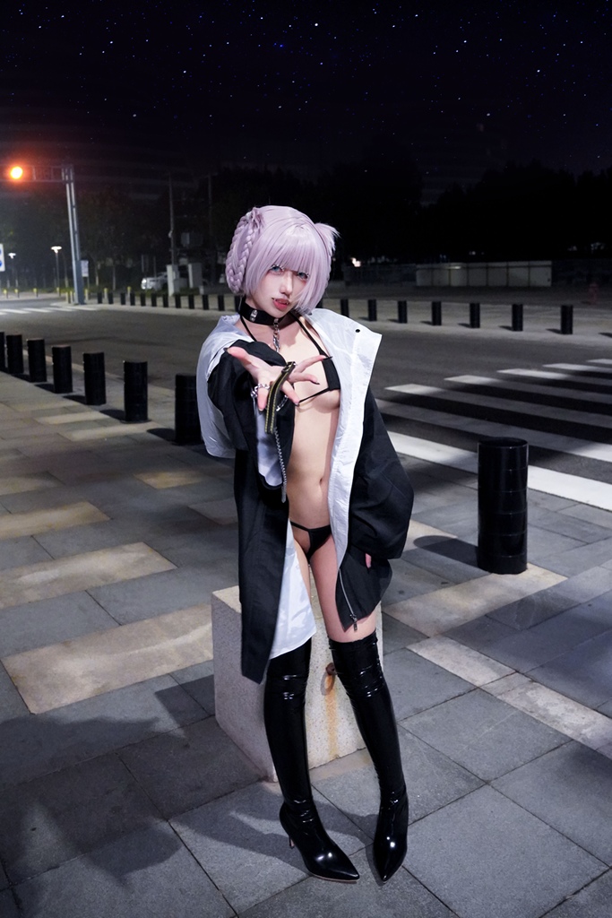 Walküre 絞肉姬 – Nazuna Nanakusa Walküre 絞肉姬 – Nazuna Nanakusa
