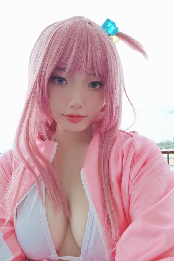 Messie Huang – Bocchi Swimsuit 2 Messie Huang – Bocchi Swimsuit