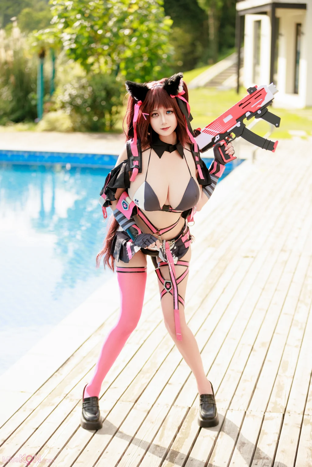 Coser@阿雪雪: Nikke胜利女神 尼罗夏日 (93 photos + 2 videos) Coser@阿雪雪: Nikke胜利女神 尼罗夏日 (93 photos + 2 videos)