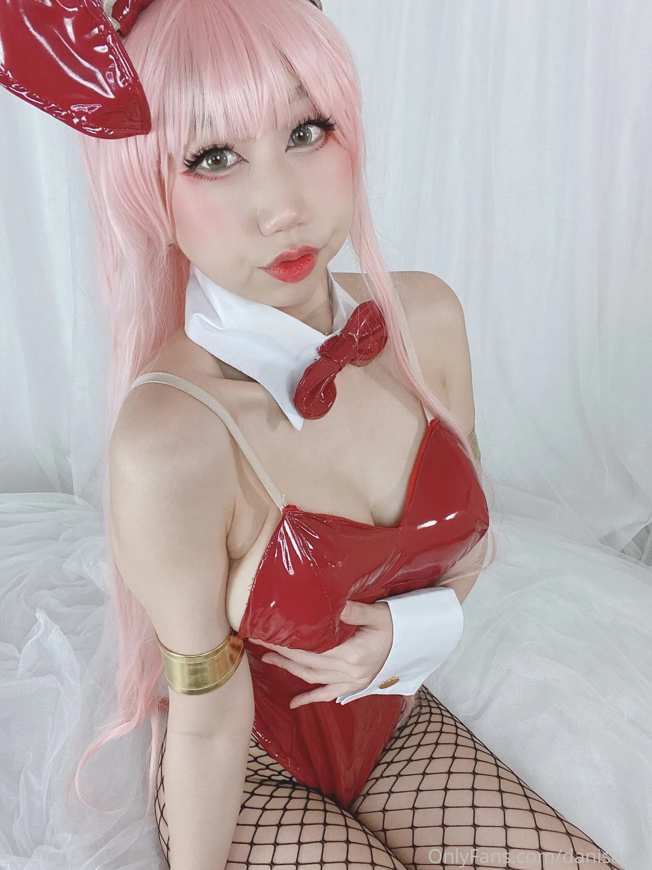 Danisaurz - Bunny Zero Two Danisaurz - Bunny Zero Two