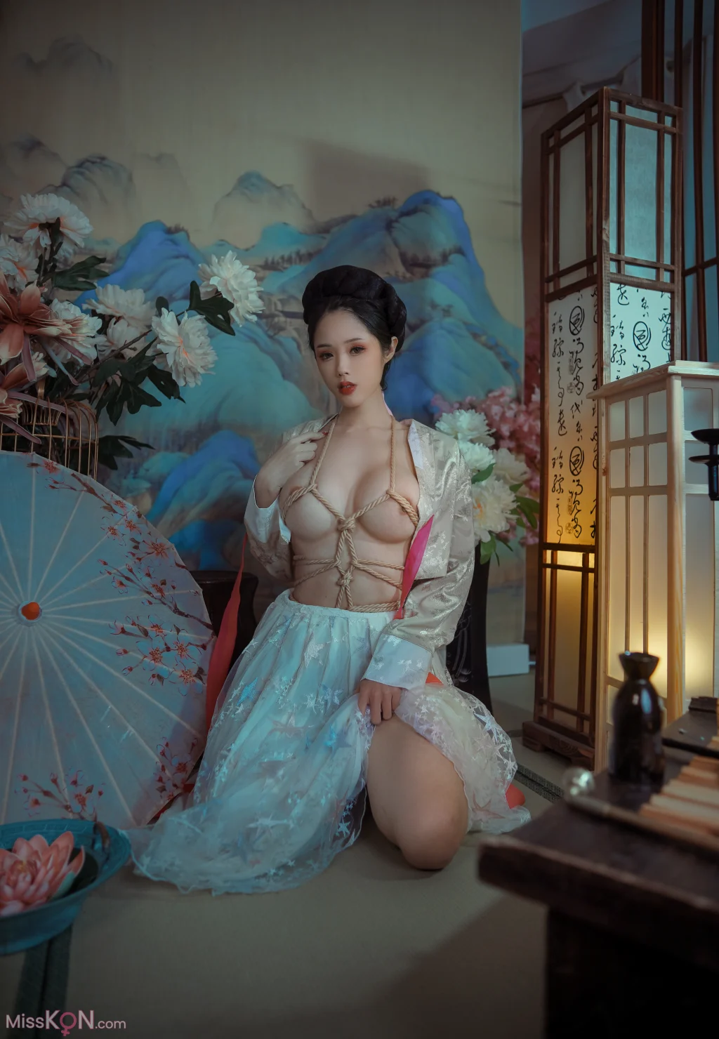 Coser@钛合金TiTi: 霜花店 (55 photos + 1 video) Coser@钛合金TiTi: 霜花店 (55 photos + 1 video)