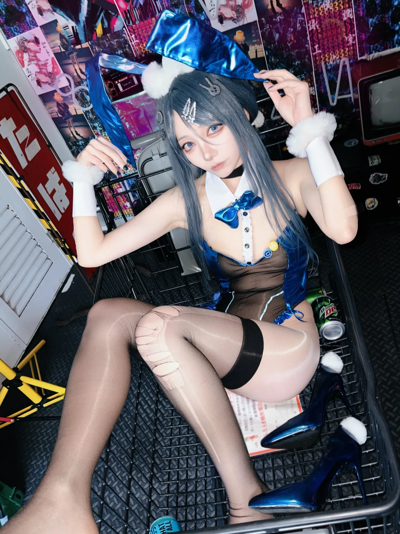 塚 ?? 5/6復活祭 (PyonYame) - Exia (Hacker Rabbit) 塚 ?? 5/6復活祭 (PyonYame) - Exia (Hacker Rabbit)